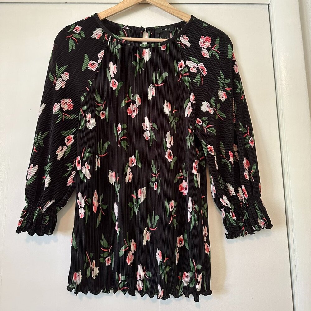 Halogen Long Sleeve Satin Pleated Floral Shirt Size Small